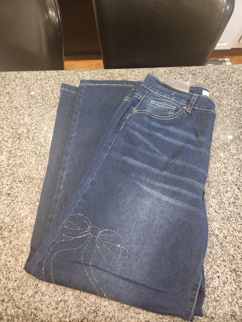 Tractr Dark Wash Bow High Waisted Wide Leg Jeans - Picture 3 of 7